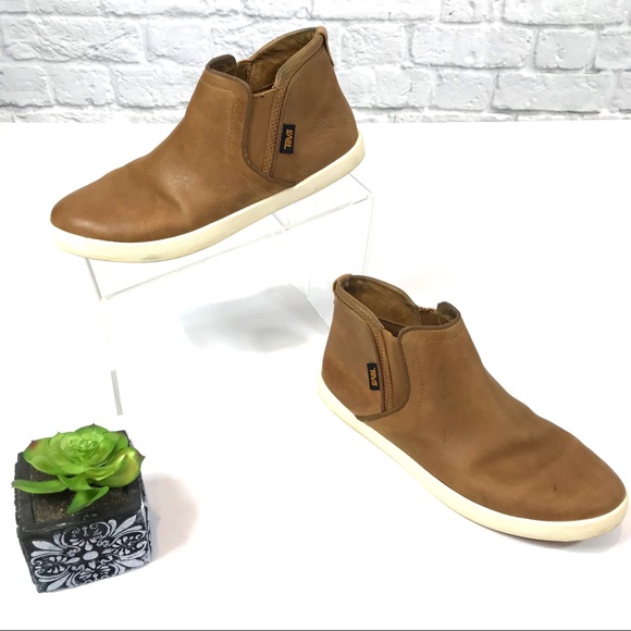 teva willow chelsea boot